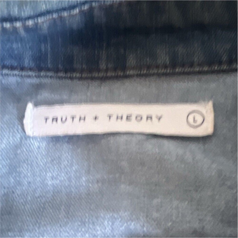 Truth + Theory Women’s Blue Denim Jacket Button Front Pockets L